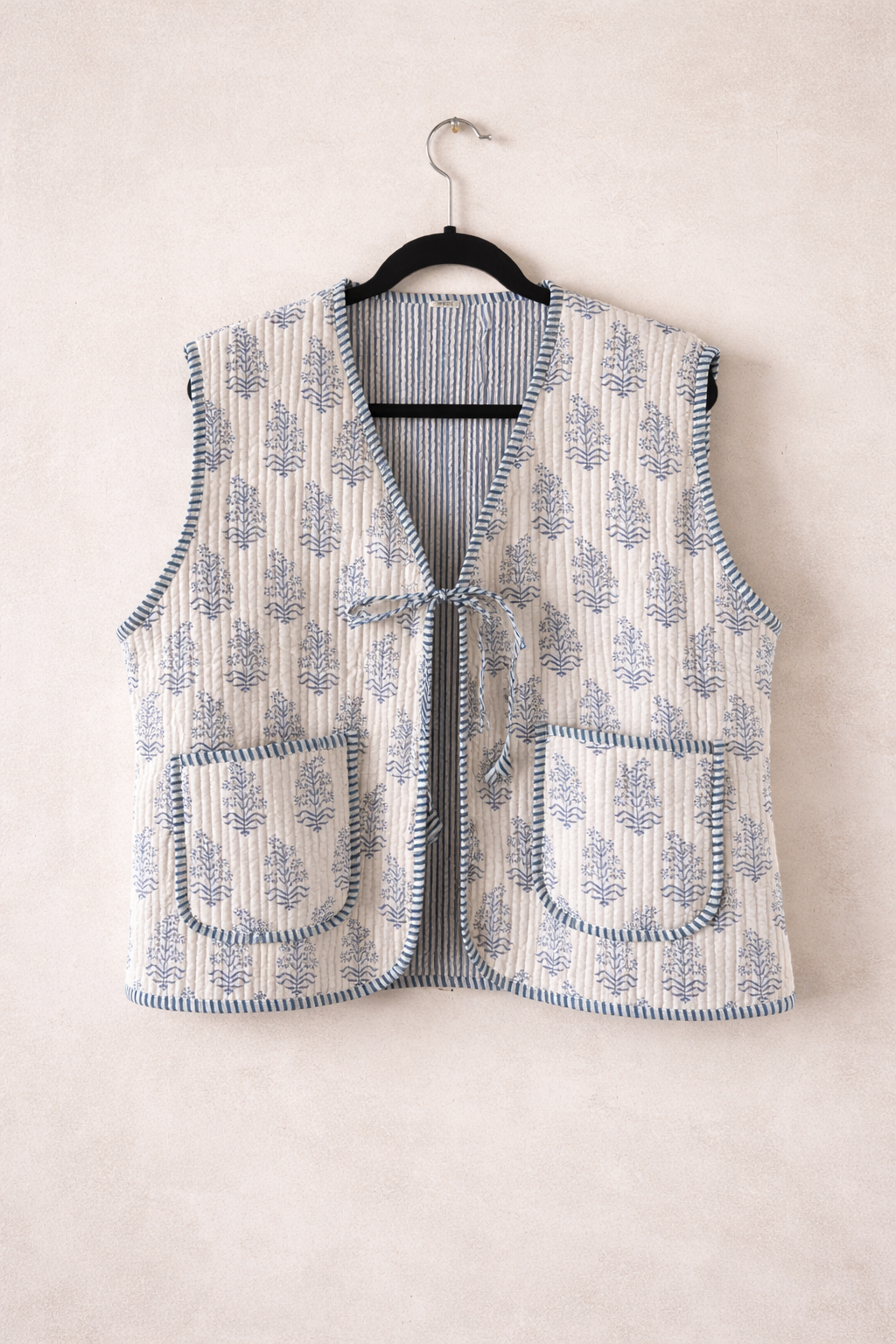 Chaleco Porcelain Edit