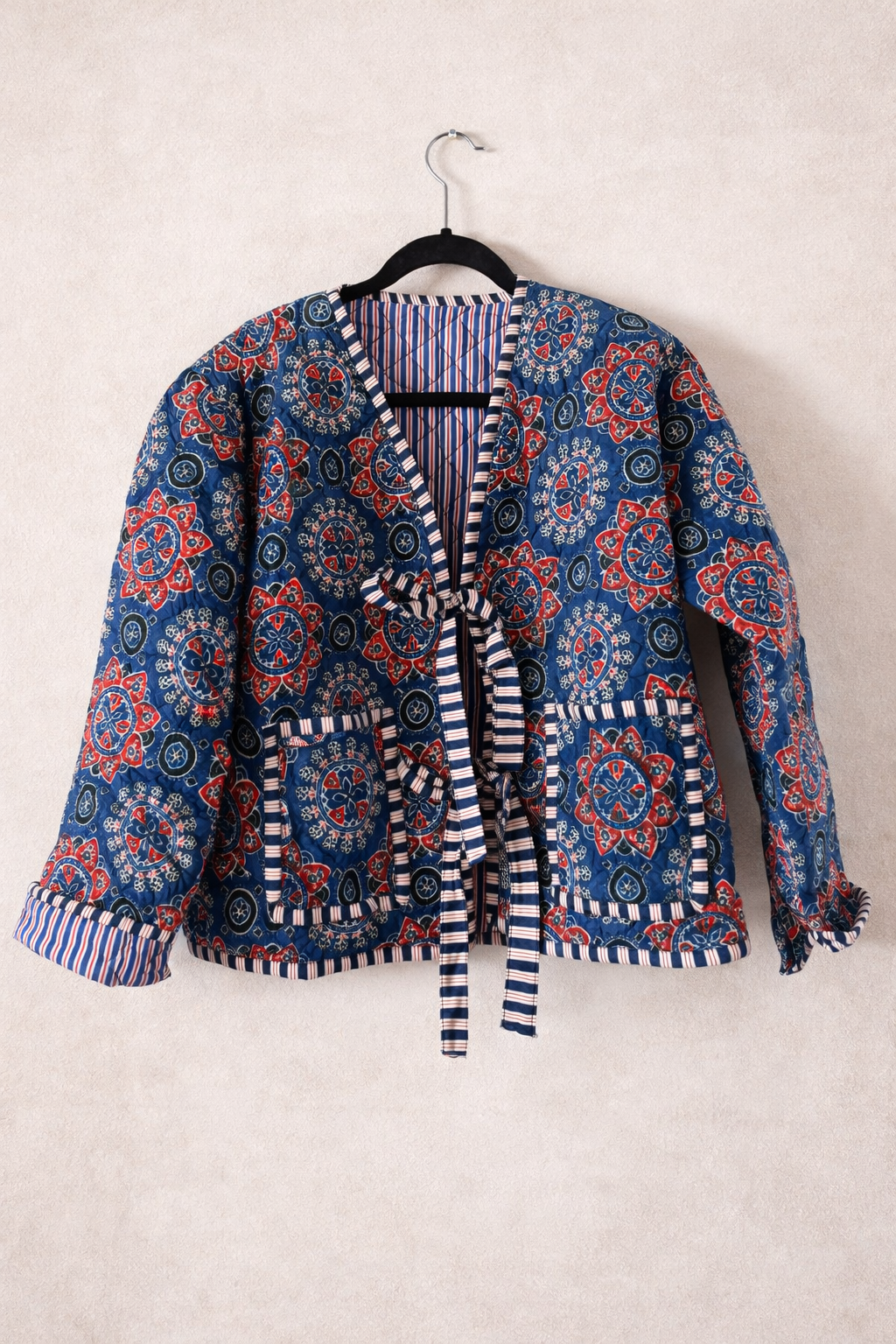 Chamarra Regal Bloom